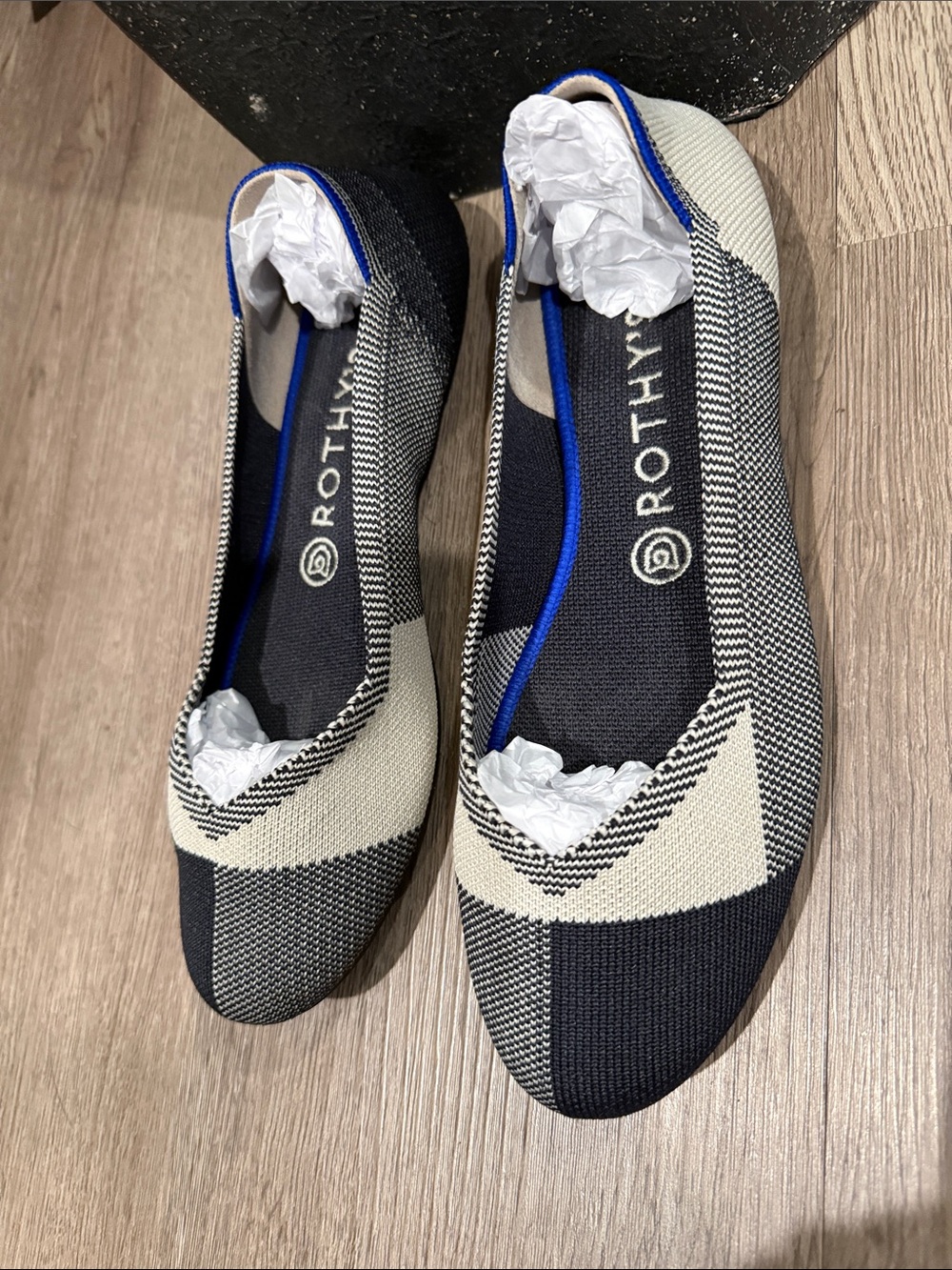 Rothy's Black and Cream Knit Ballet Flats with Blue Trim 7.5